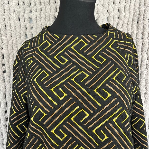 W5 Black Geometric (Yellow & Tan) Print 3/4 Length Flared-Sleeve Top Size Medium - Picture 8 of 13